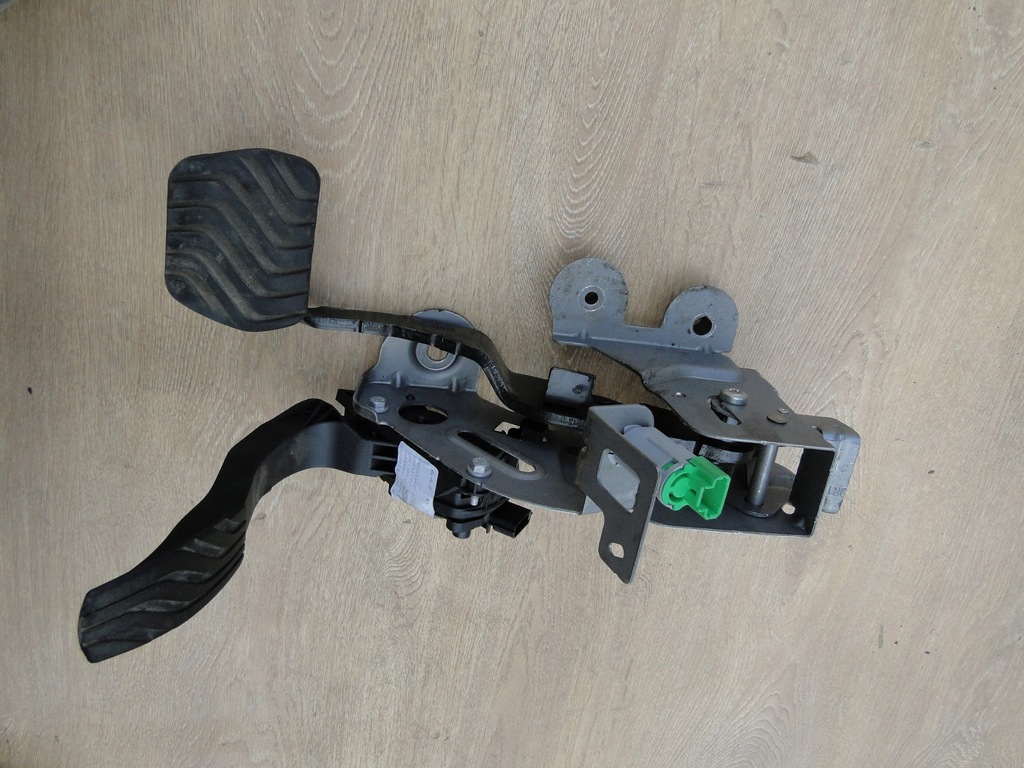 фото №1, Педаль газа тормоза автоматическая коробка передач espace v