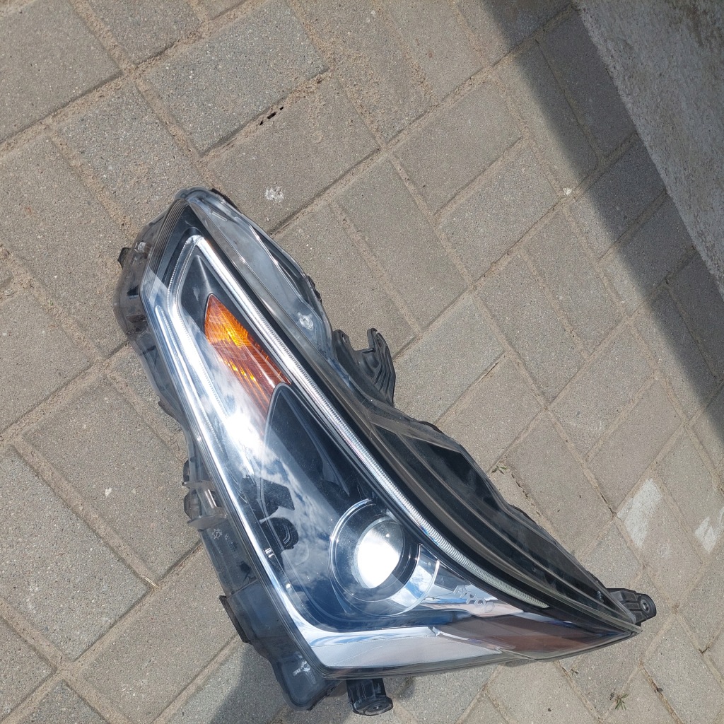 фото №1, Лампа левая led toyota aygo ii lift