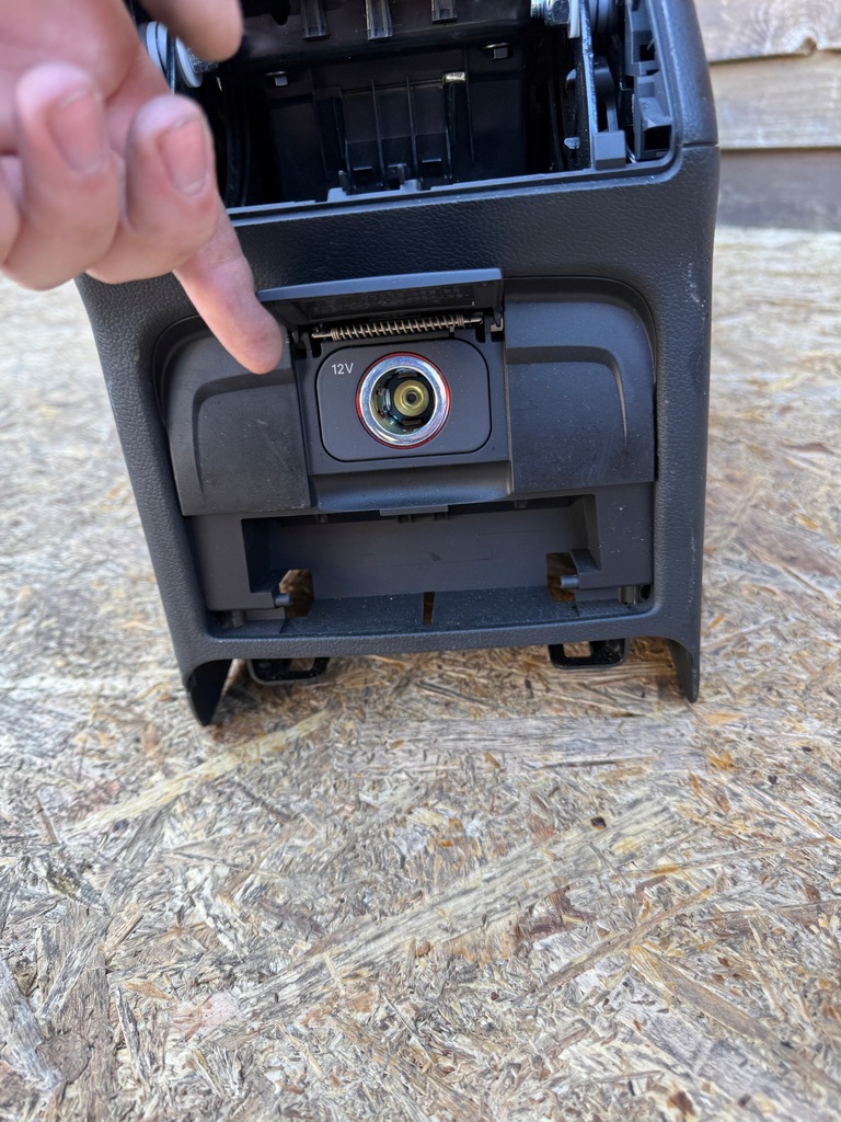 фото №9, Підлокітник шкіра audi a4 b8 a5 8t 8k0864981d