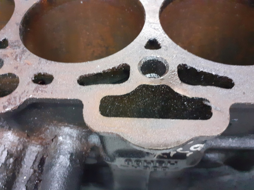 фото №10, Блок двигуна awx vw passat b5 1.9 tdi 038103021aa