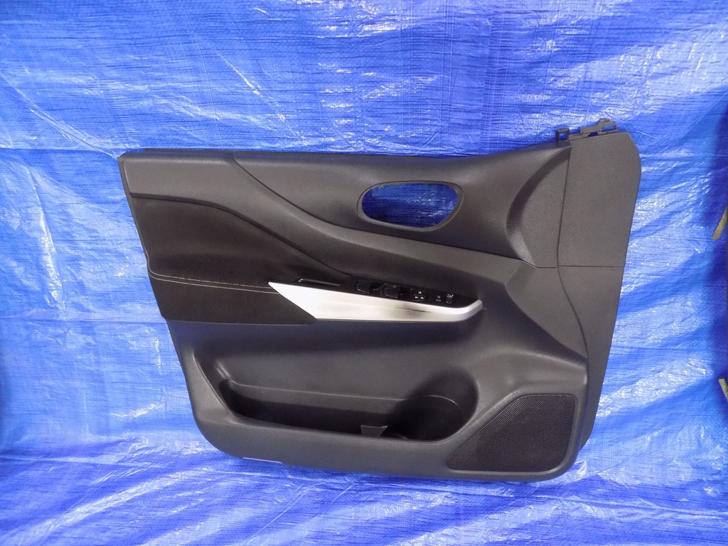 фото №1, Оббивка лівий перед navara d23 np300 alaskan