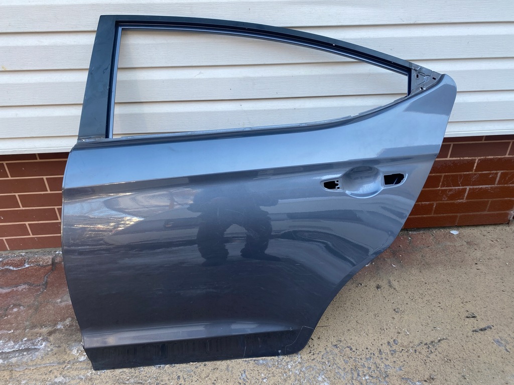 фото №1, Hyundai elantra vi 2015-2020 дверь задние левая