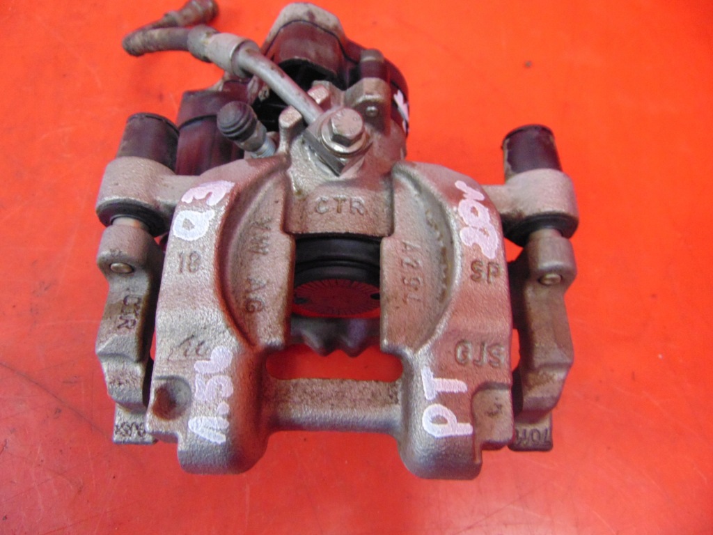 фото №1, Audi q3 ii f3 83a суппорт электрический правый задняя