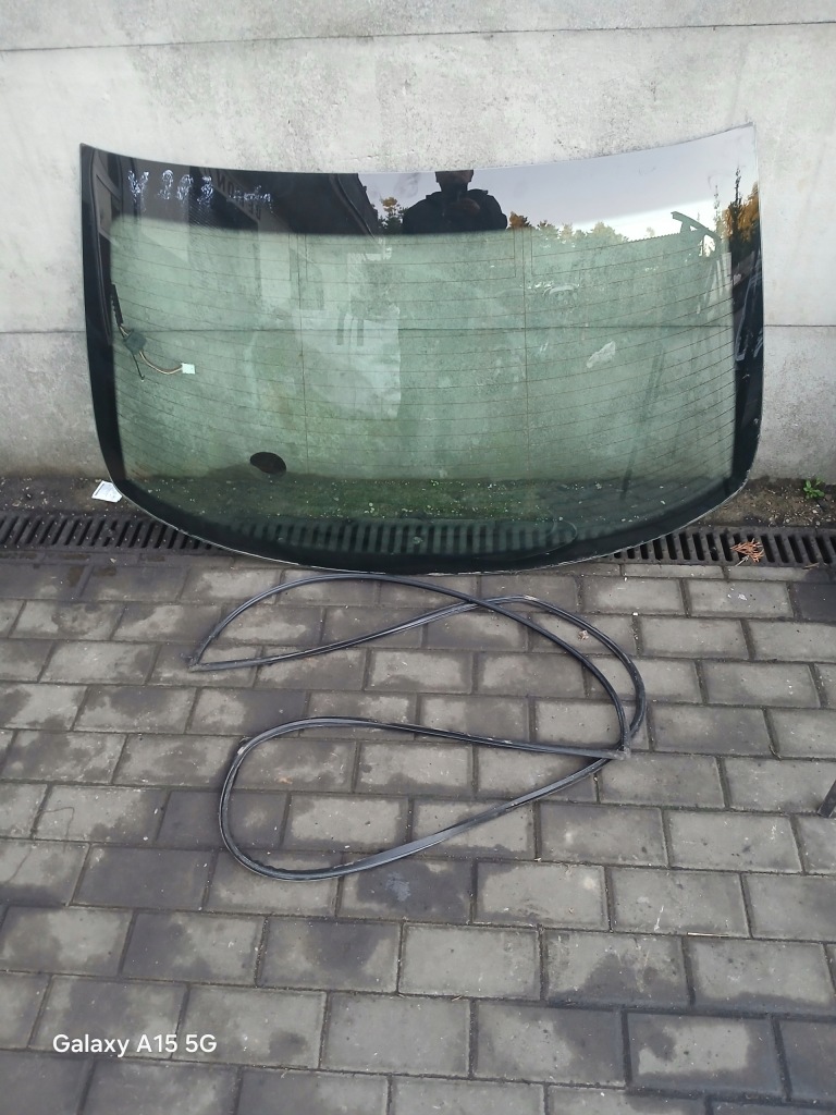 Купити Скло задня mercedes w203 c- klasse седан