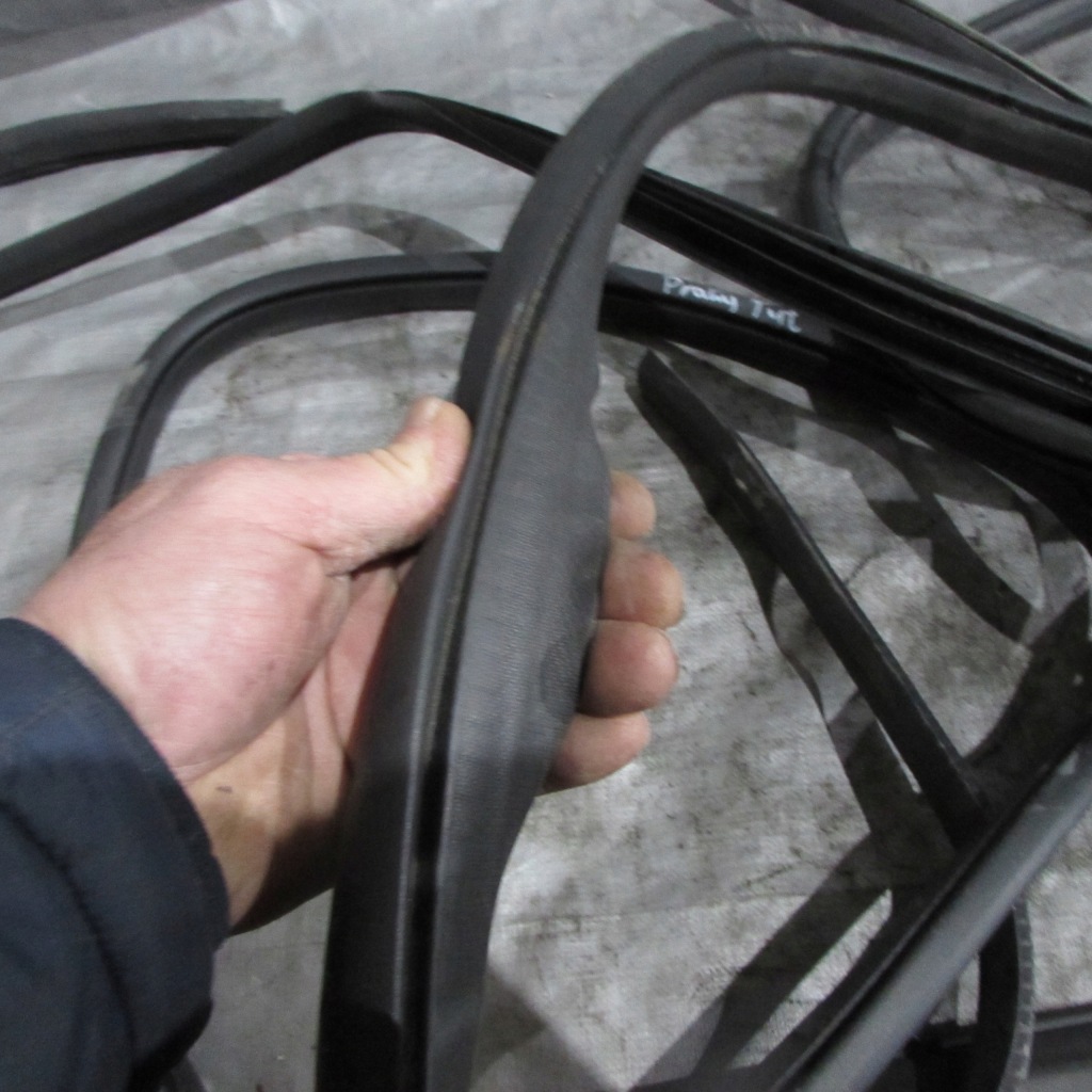 фото №4, Прокладка уплотнители дверь ford kuga mk2 lift