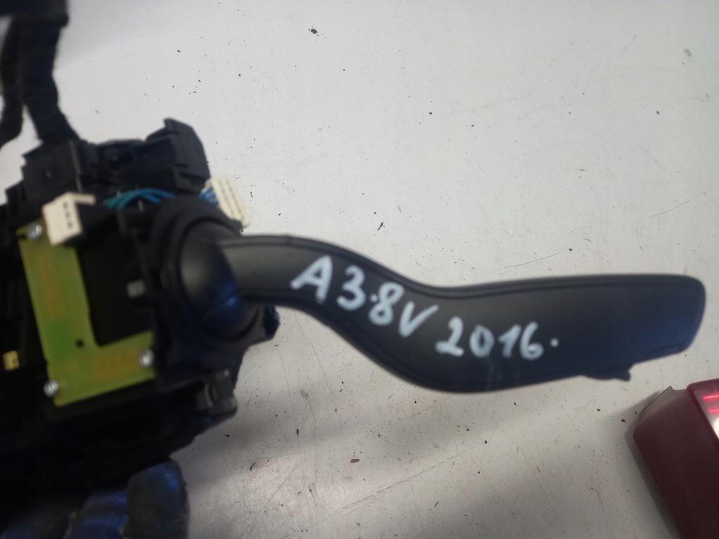 фото №6, Переключатель комбинированный audi a38v 8v953521eh