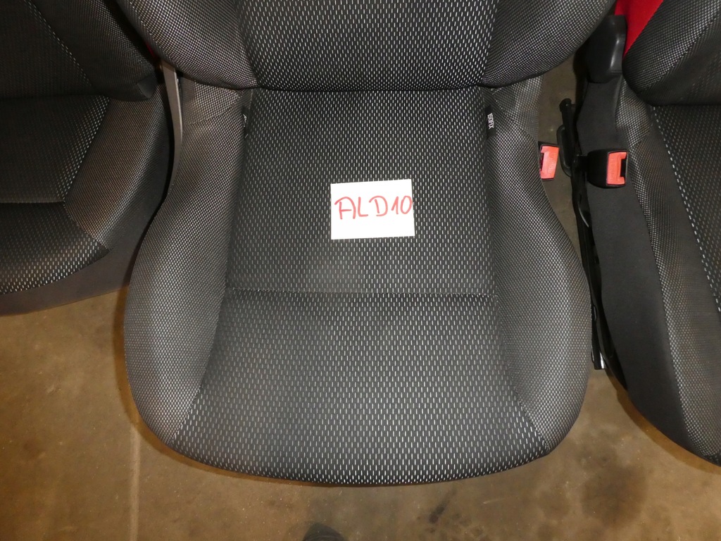 фото №5, Комплект сидінь renault clio iii 3d