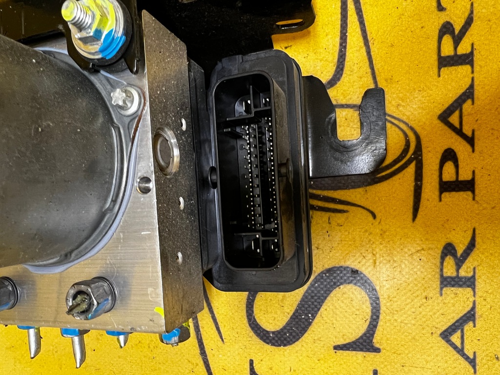 фото №3, Насос блок управления abs renault clio v 1.0 tce