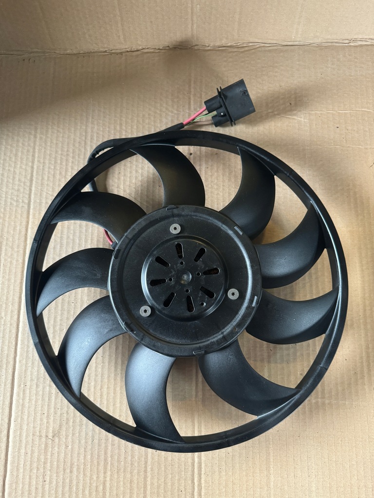 фото №1, Audi a6 c7 вентилятор радиатора 4h0959455ae