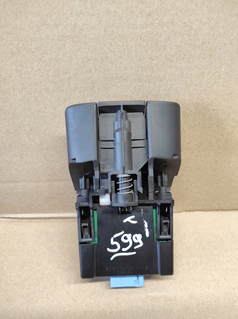 фото №4, Кнопка важіль ручка гальма ручного renault espace iv 8200048590