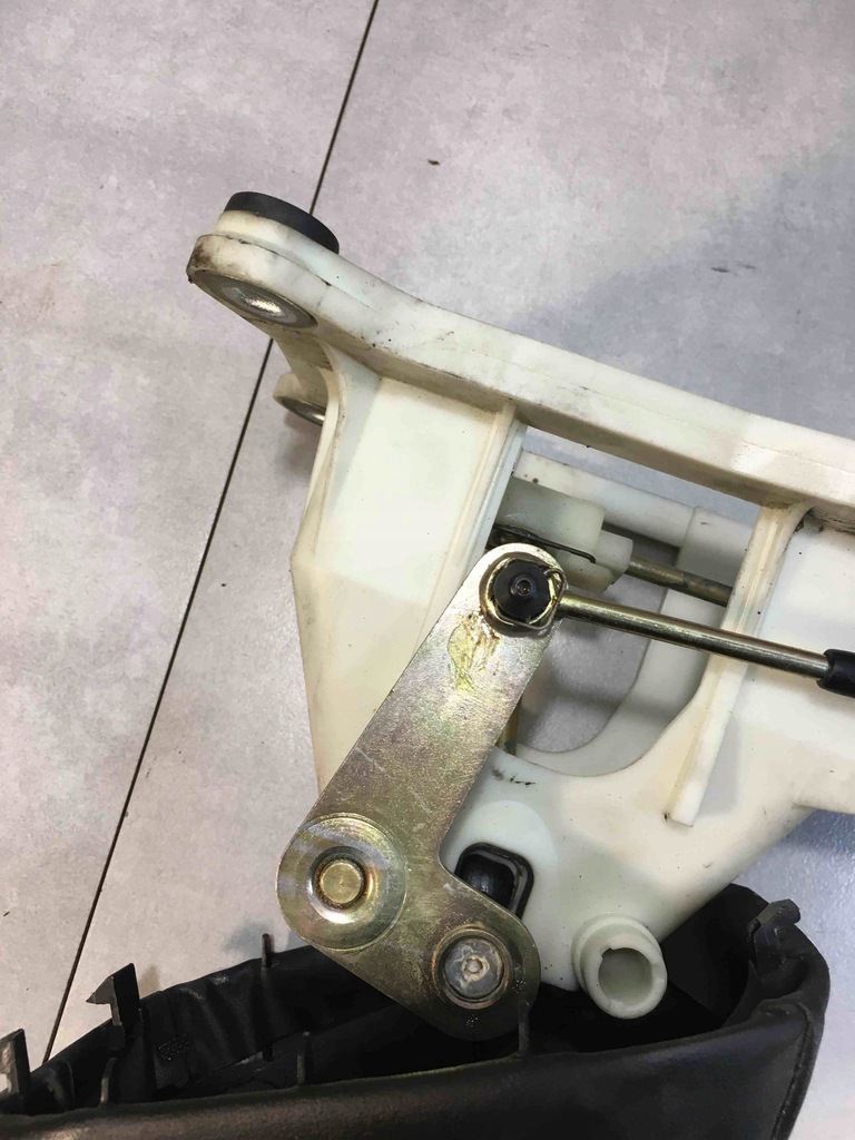 фото №10, Выборщик передач тросы space star 1.9 did mr609225