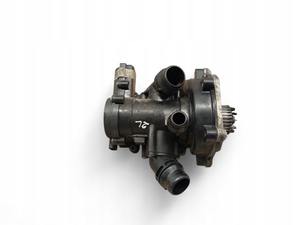 фото №1, Audi a4 s4 b9 06l121111m насос wody