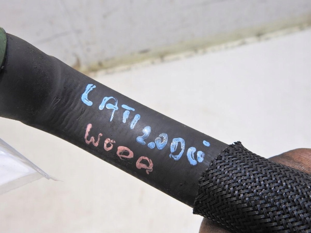 фото №2, Пабтрубок  труба воды renault latitude 2.0 dci 924382422r