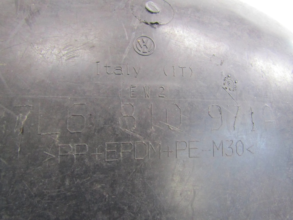 фото №11, Vw touareg i підкрилок ліва задня