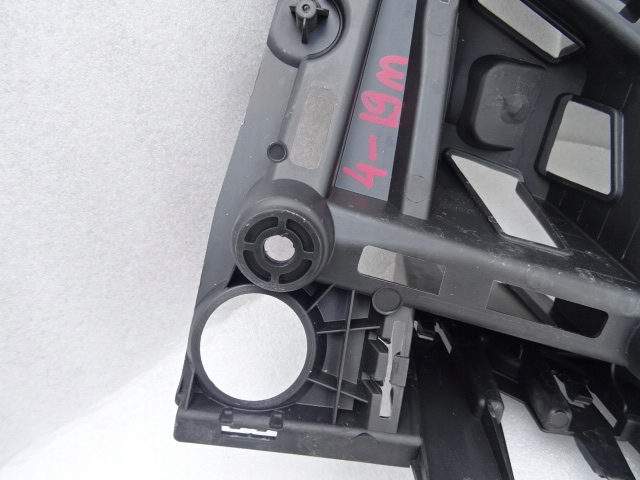 фото №9, Citroen c5 aircross напрямна бампера правий задня 9826677080