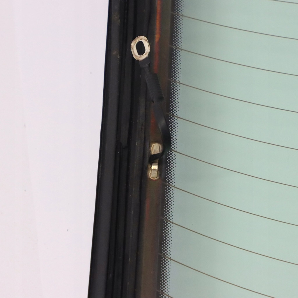 фото №10, Audi a4 rs4 стекло задняя крышки багажника стекло as2 8e5845501n