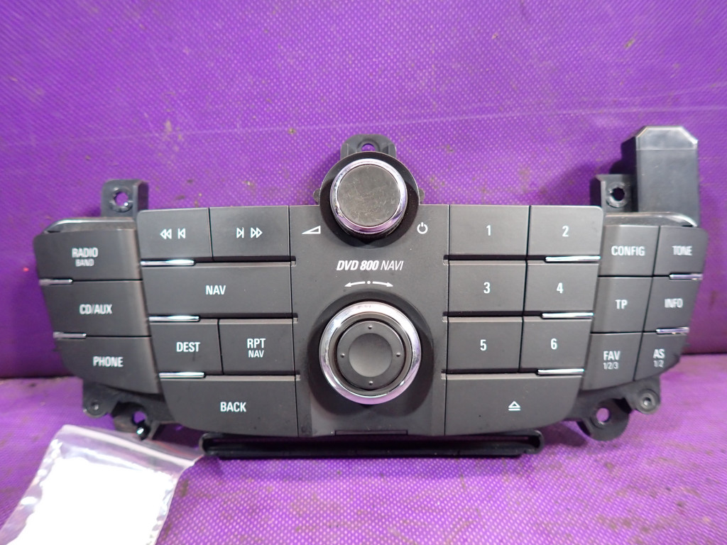 Купити Opel insignia a i 08-14 радіо панель 13273256