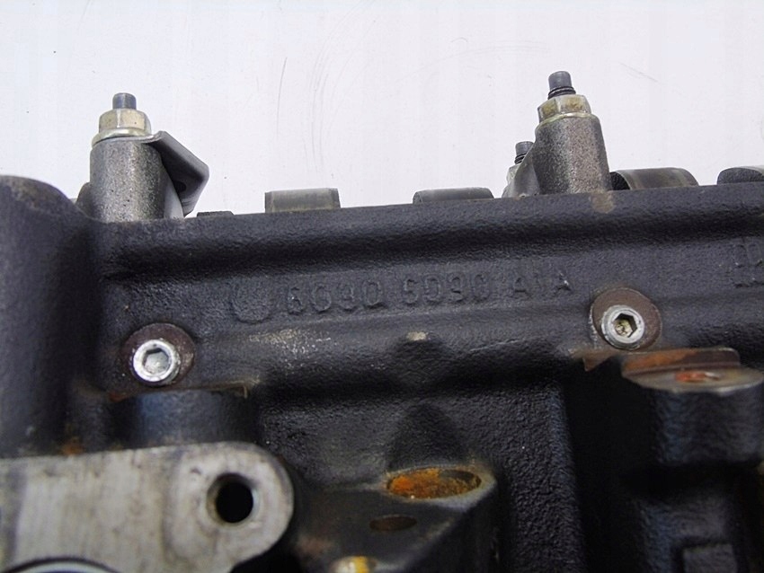 фото №11, Головка вал 1.8 tdci focus 2 mondeo 4 c-max galaxy smax 6g9q6090a1a