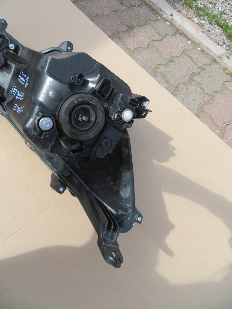 фото №10, Лампа левая фара левый mitsubishi space star 2 ii lift 2019- 8301d445