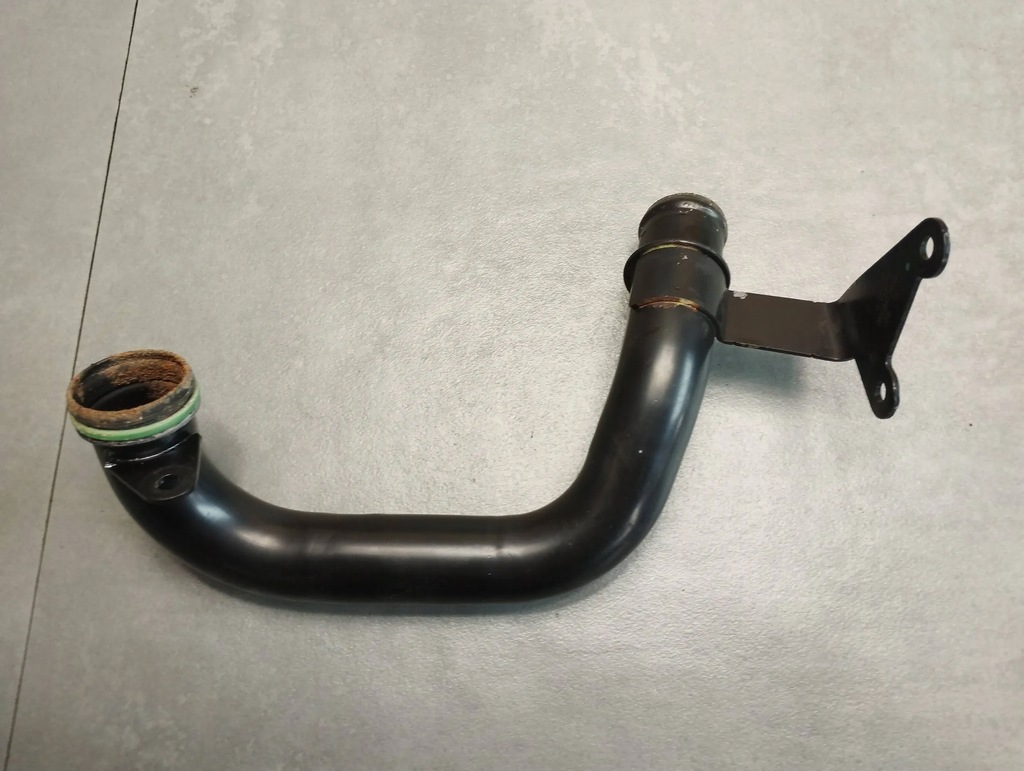 фото №1, Audi q7 4l шланг wody 059121071am