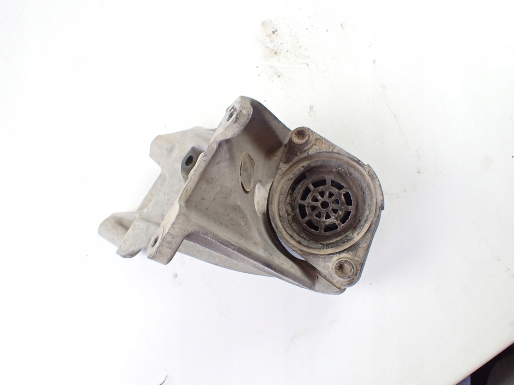 фото №5, Кронштейн опора двигателя audi a8 s8 d3 5.2 короткий 4e0199370as