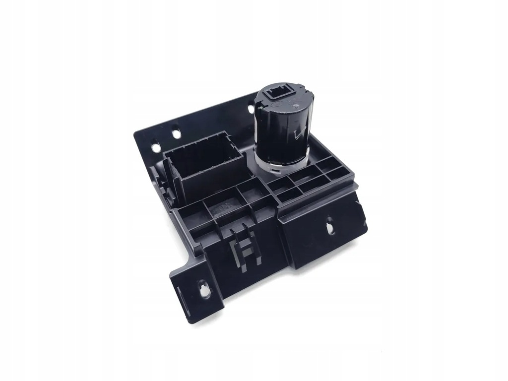 фото №11, Kia proceed разъём / соединитель usb 2021 estate 4/5dr 96125-j7700 96121-j7300