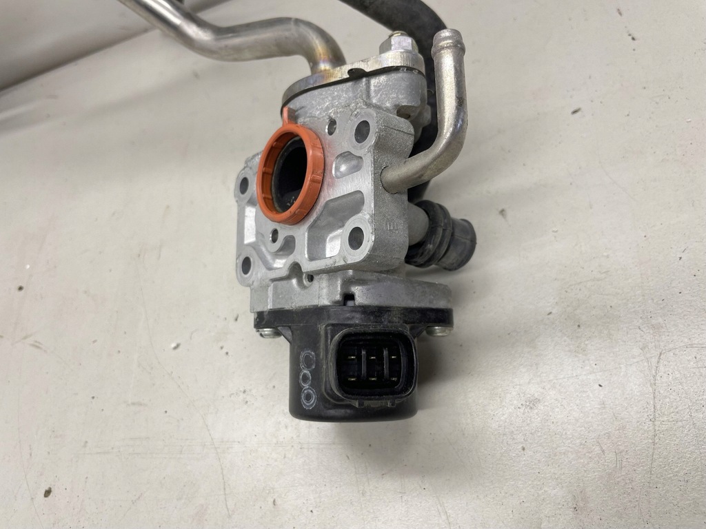 фото №7, Клапан egr lexus es 300h 6th gen 2561136010