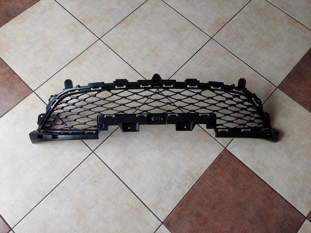 фото №1, Решітка бампера - перед - renault zoe - lift