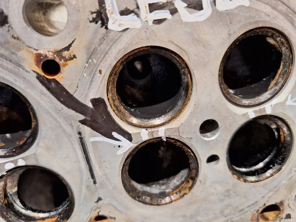 фото №9, Головка пошкоджена 8200408642 renault master ii 2.5dci 04-