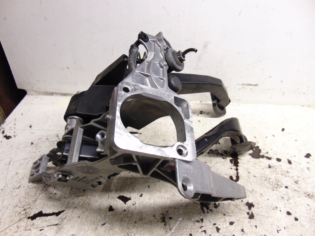 фото №7, Педаль педалі газу гальма зчеплення комплект механічна коробка передач audi a4 b6 europa