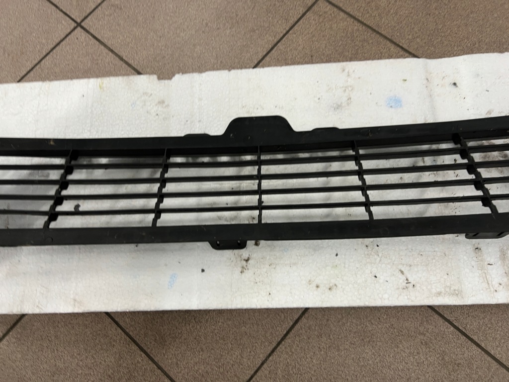 фото №9, Tesla model y 20- решітка решітка радіатора середня бампера перед 1493759-00-a