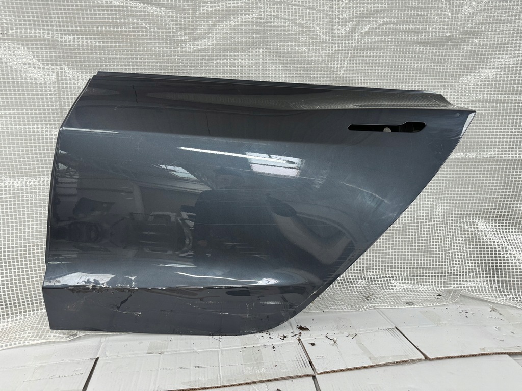 фото №1, Tesla 3 iii левая задние дверь