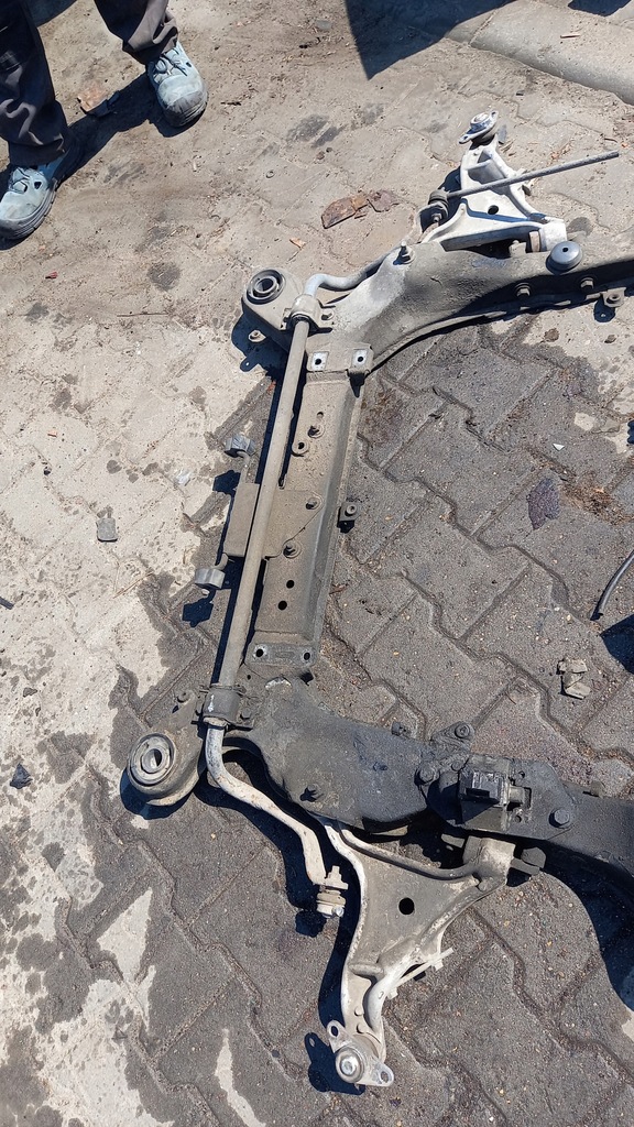 фото №8, Подрамник перед volvo s60 02r 2.4d