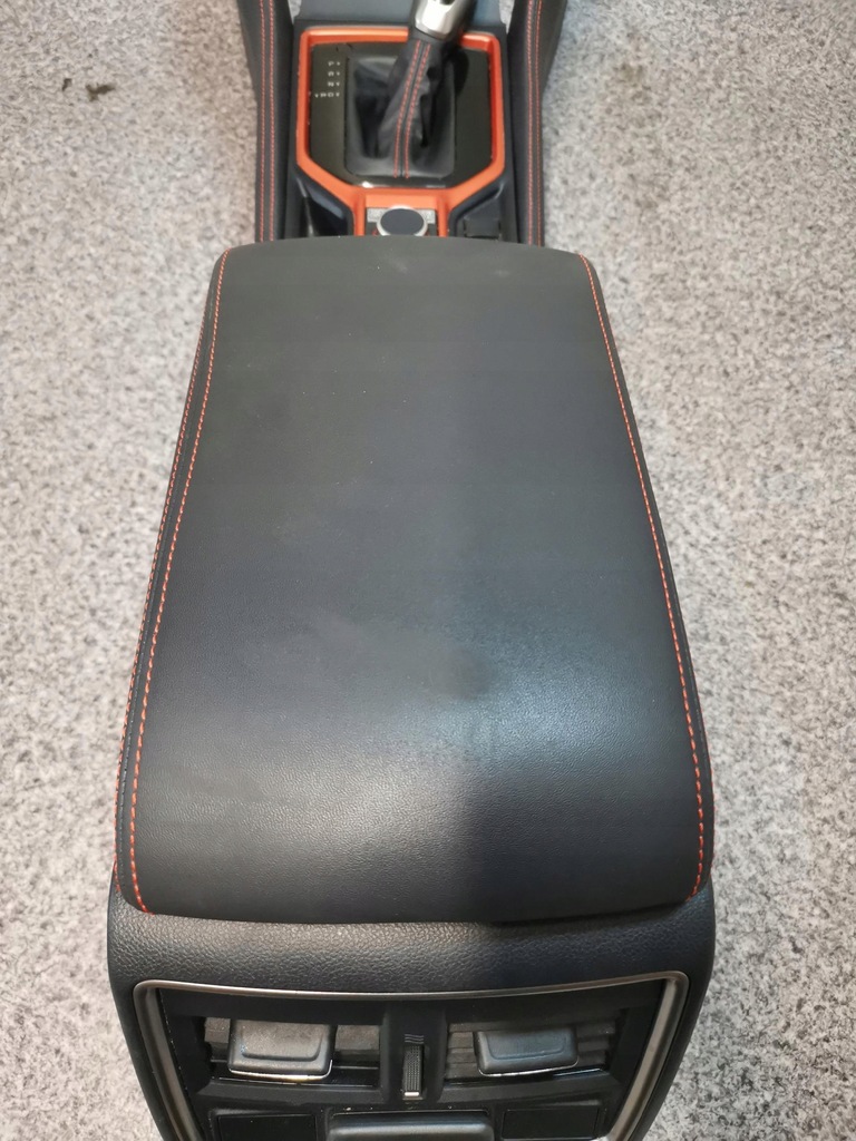 фото №8, Subaru forester v 19 туннель средний подлокотник sport usa