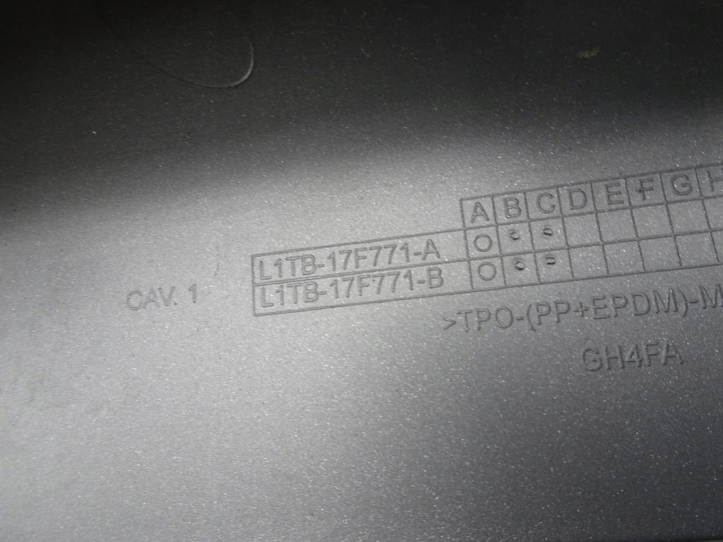 фото №13, Ford puma active спойлер бампера перед передний