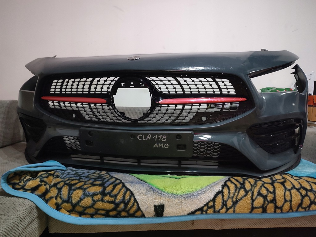 Купити Бампер перед cla35 amg w118 mercedes