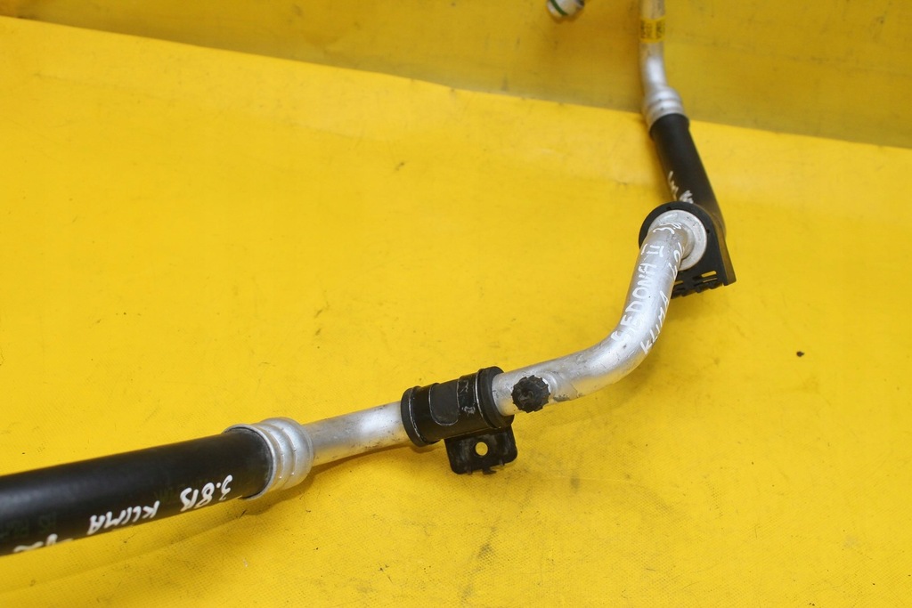 фото №6, Шланг кондиционера kia sedona ii carnival iii