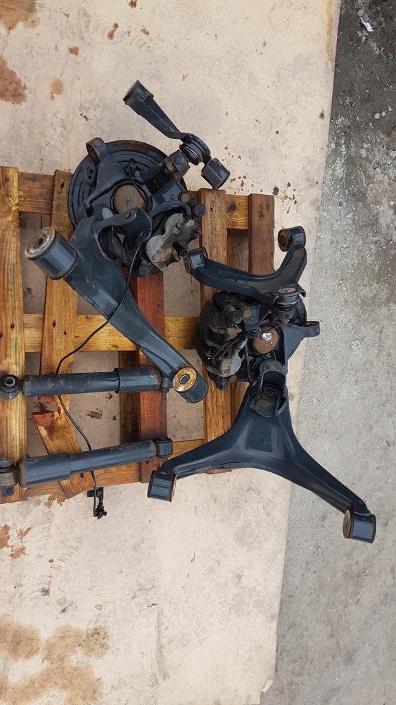 фото №1, Поворотный кулак передняя правая iveco daily vi