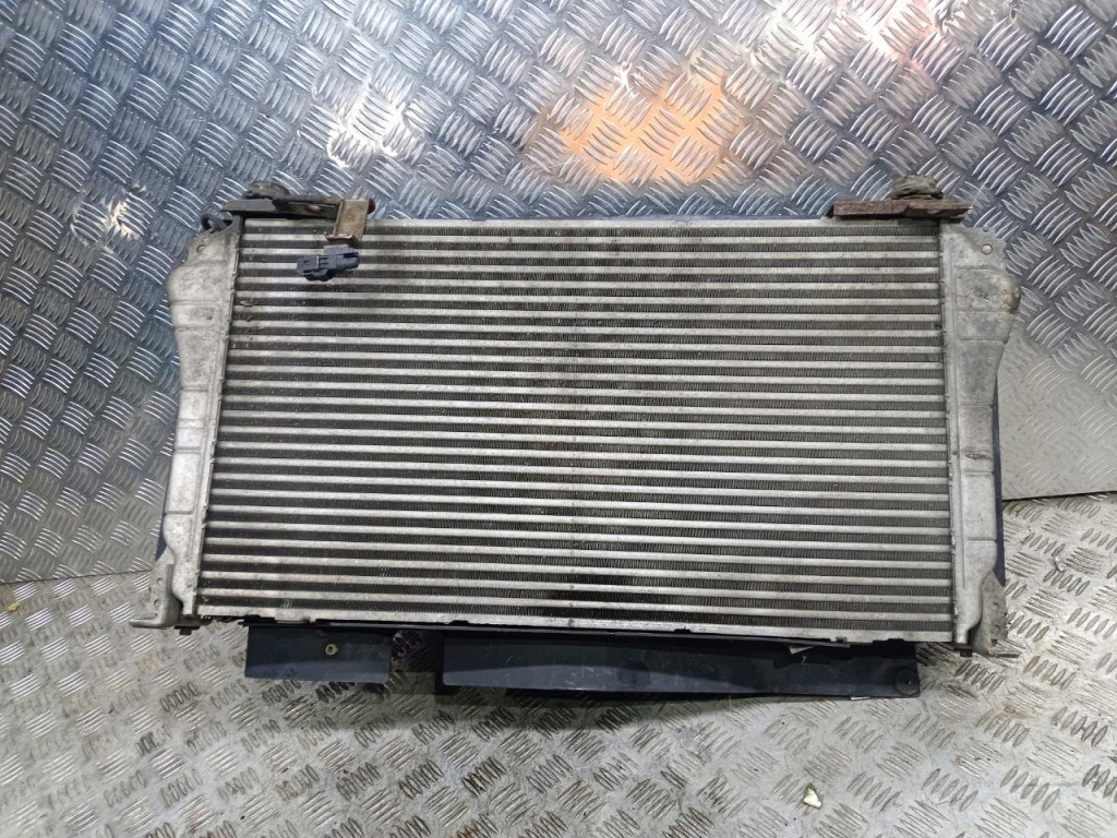 фото №1, Toyota avensis t27 2.0 d4d avensis chłodnice/wentylator kpl