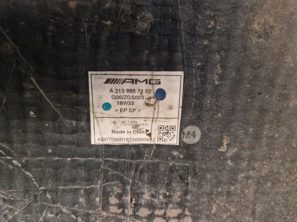 фото №7, Mercedes w213 kombi 6.3amg бампер задня карбон giełda