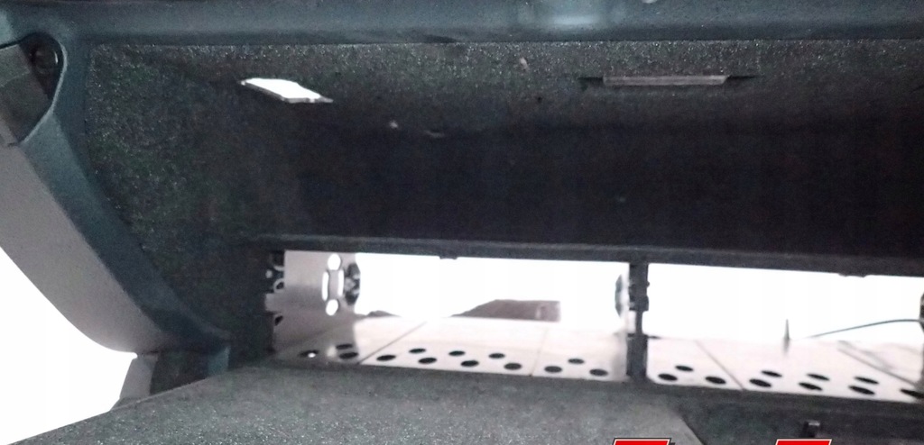 фото №7, Бардачок пасажира 4f2857035cq 6ps rhd audi a6 c6