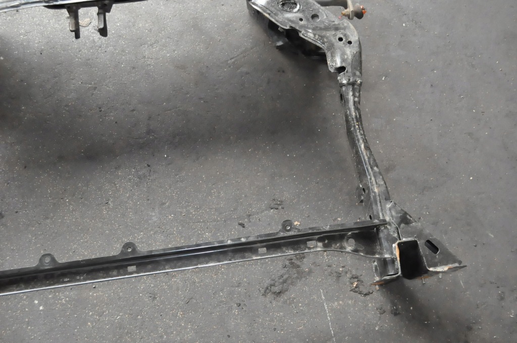 Mazda 3 bp 2.5 рестайлинг  подрамник подвеска 25r Киев