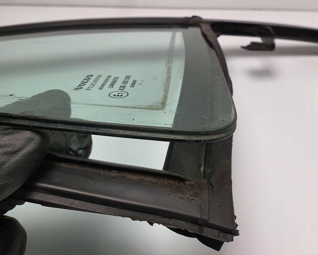 фото №5, Стекло дверь правый задняя треугольник двойной volvo xc90