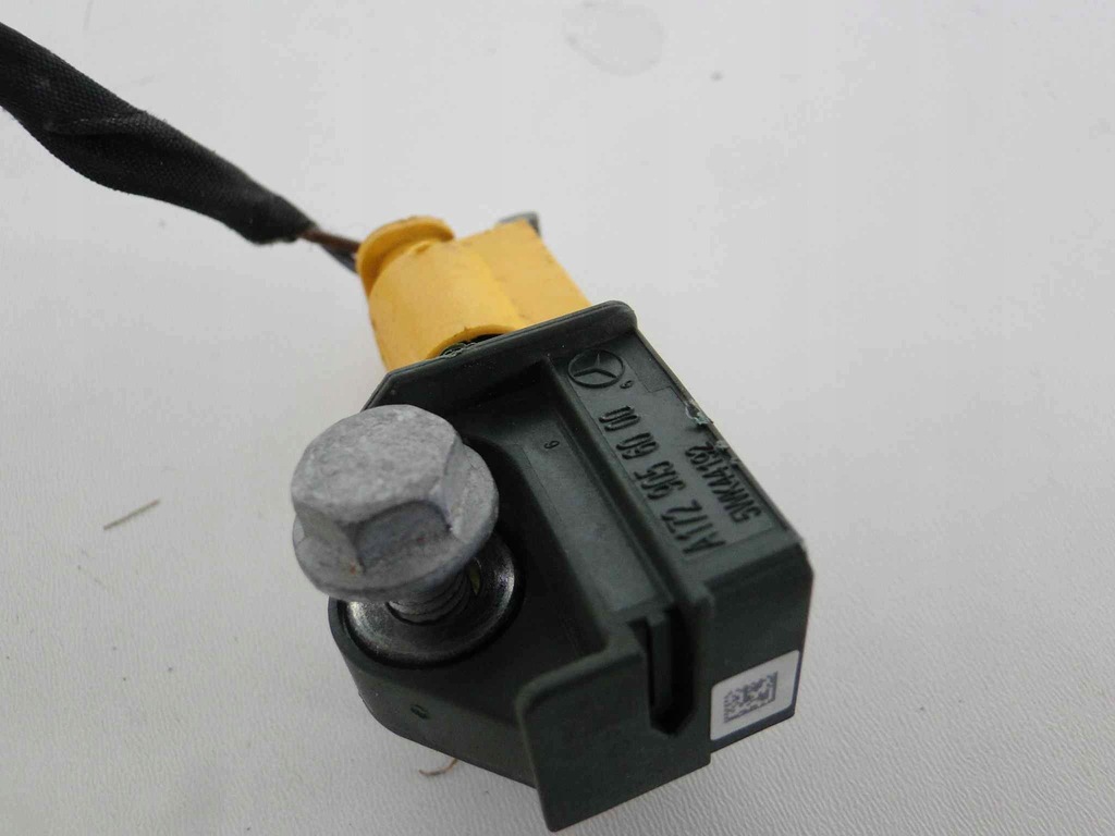 фото №4, Mercedes slk r172 172 датчик удару