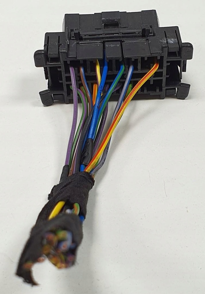 фото №2, Роз'єм діагностичний obd2 discovery sport l550