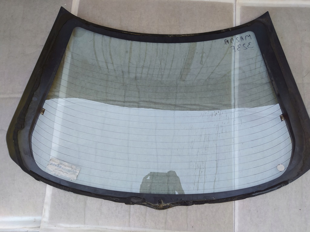 фото №5, Стекло задняя задняя крышки багажника - mazda 323f