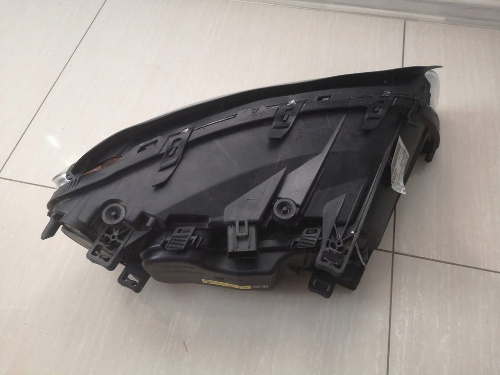 фото №12, Лампа ксенон перед передня ліва volvo v70 s80 ii lift xc70 31383540 eu