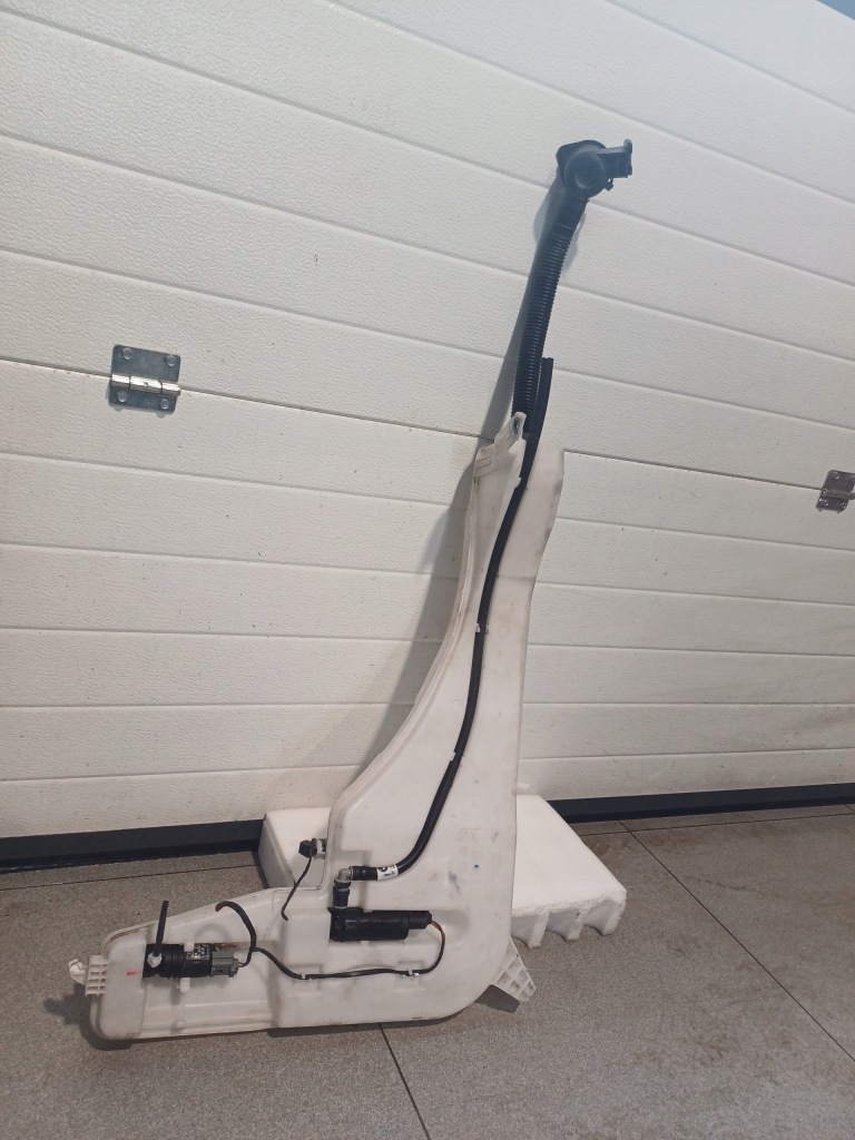 Купити Бак рідина розпилювача bmw x3 f25 132643-10