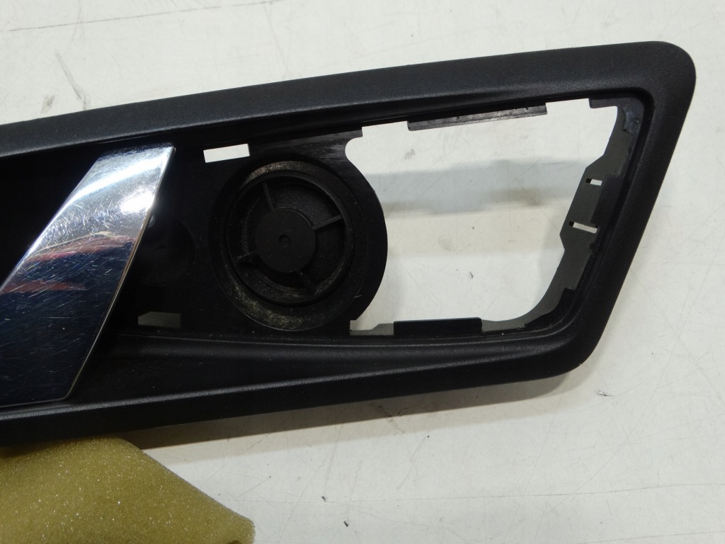 фото №2, Ручка внутрішня лівий перед octavia ii 1z0837247