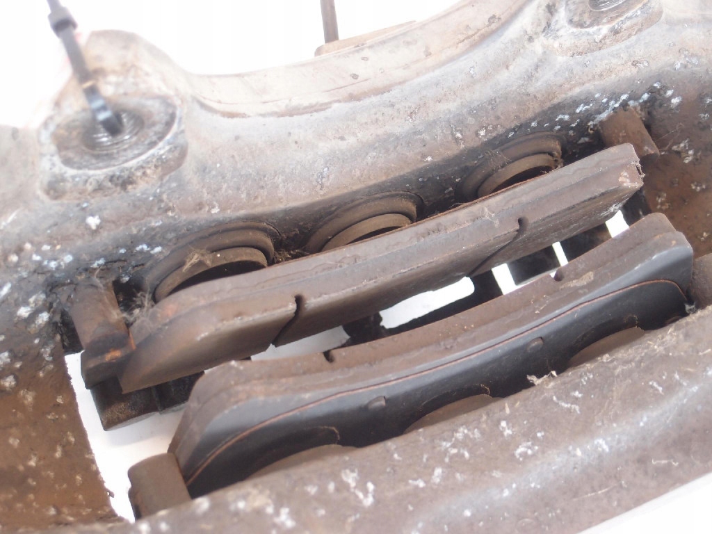 Суппорт перед правый vw touareg brembo 6 поршней в Украине